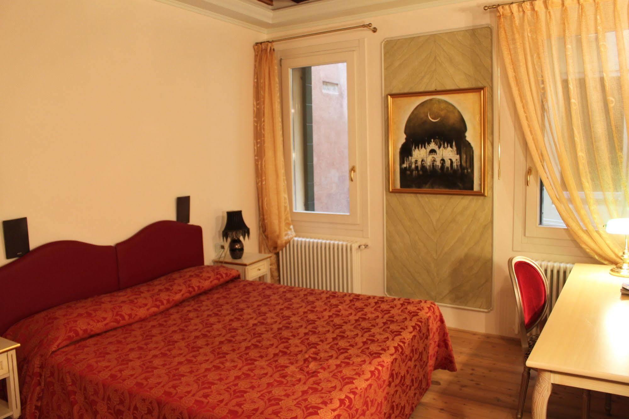 Sant'angelo - Fenice In Apartamento