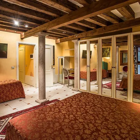 Sant'Angelo - Fenice Apartments In Venise Extérieur photo