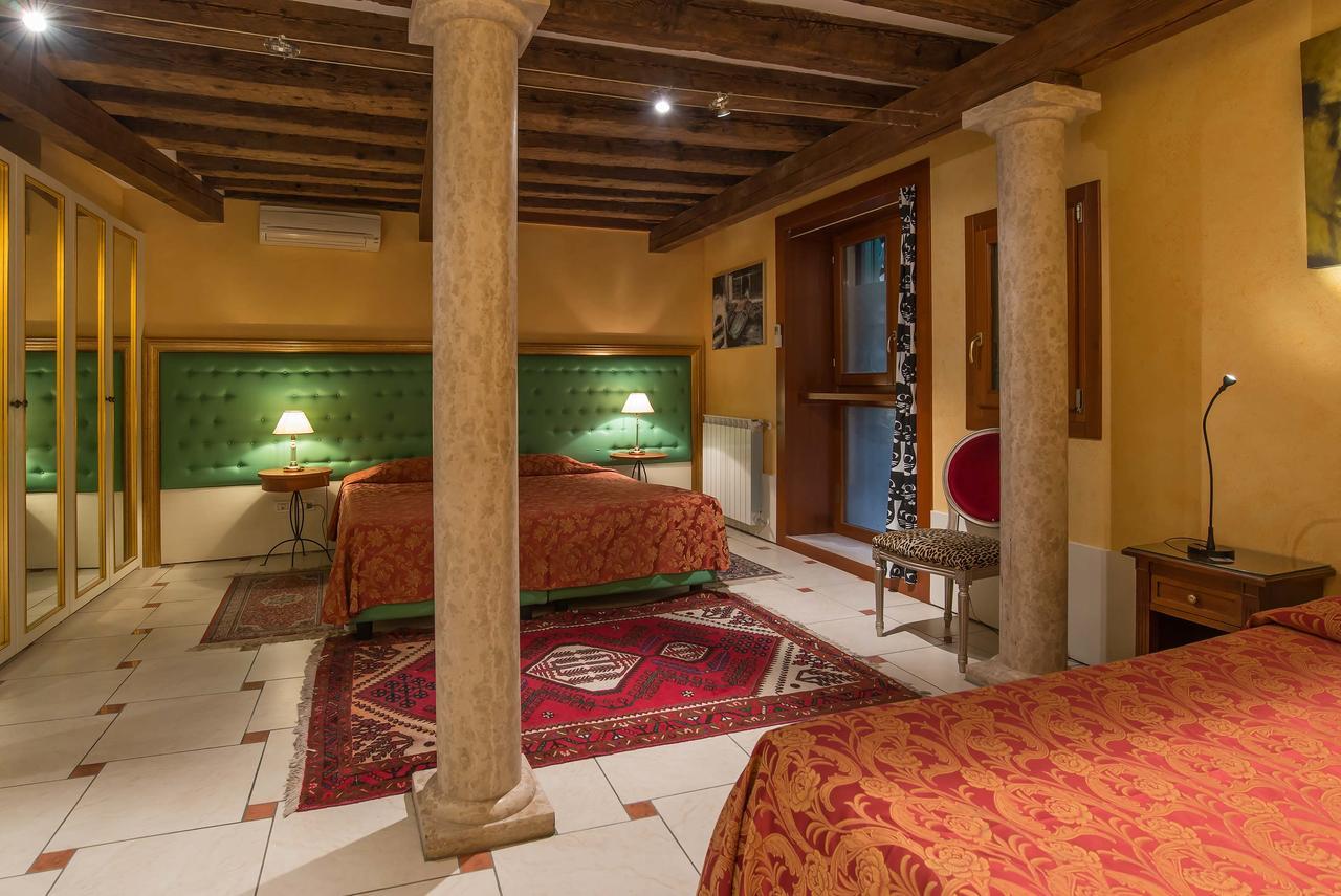 Sant'angelo - Fenice In Appartement Venise
