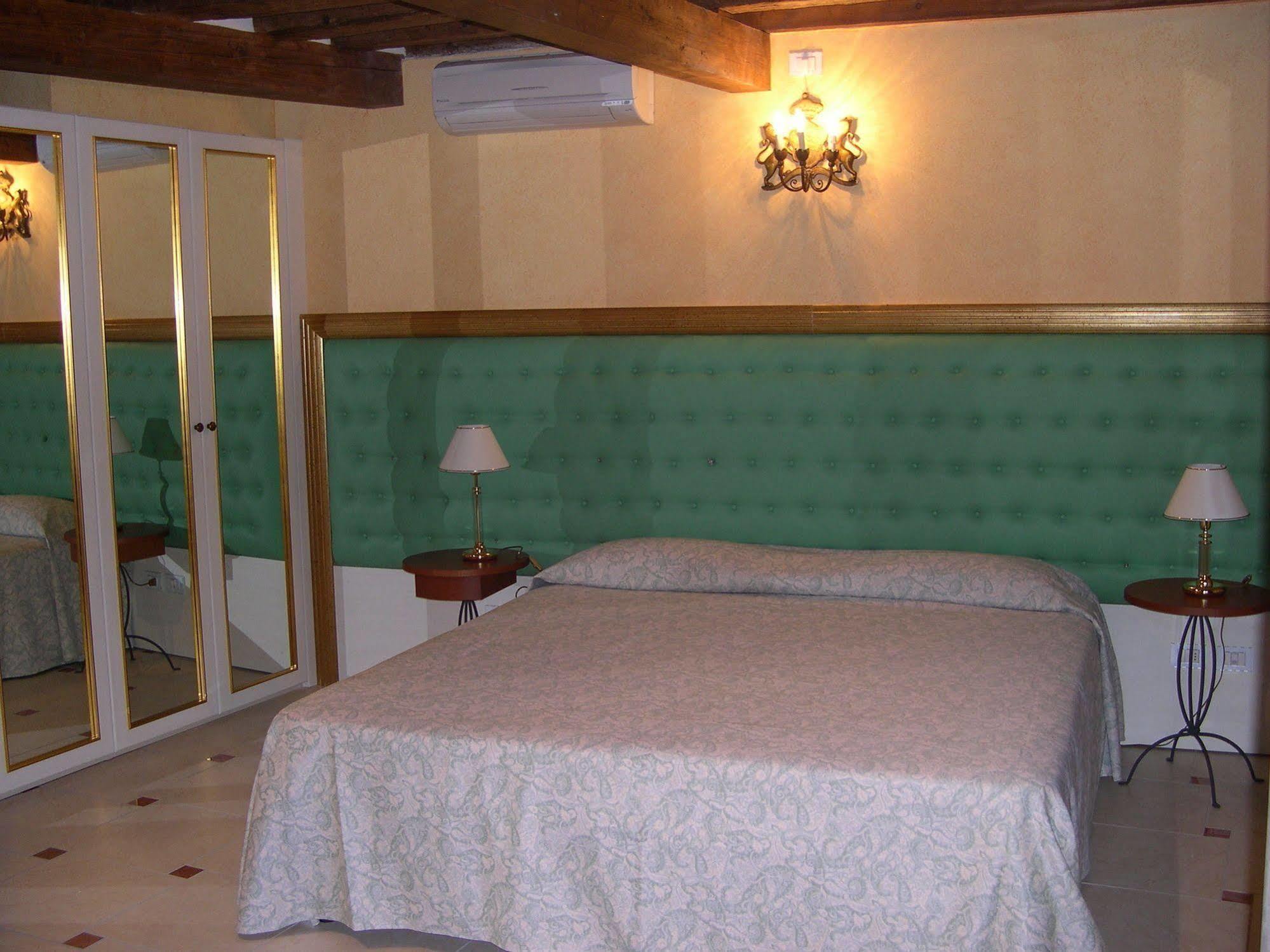 Appartement Sant'angelo - Fenice In Venise